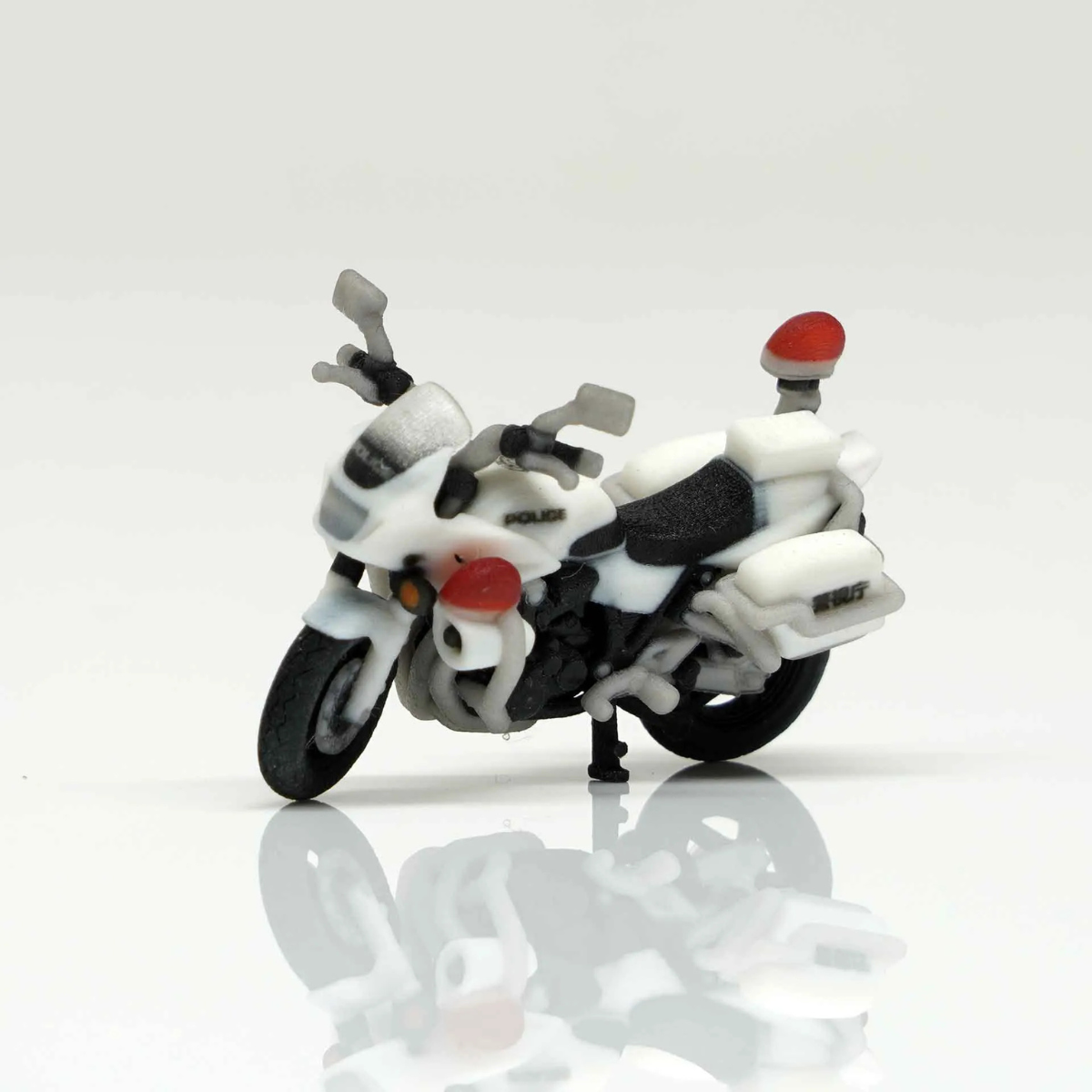 箱庭技研 figreal 1/64 白バイA サイドスタンド (13) – ミニカー