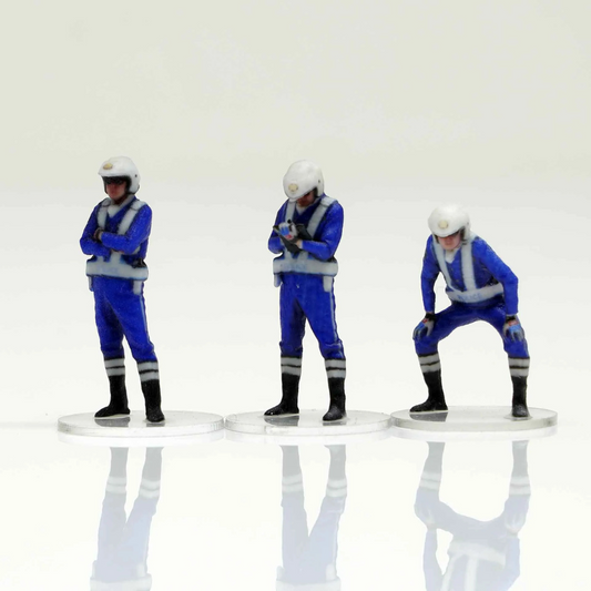 箱庭技研 figreal 1/64 白バイ隊員001 3体セット