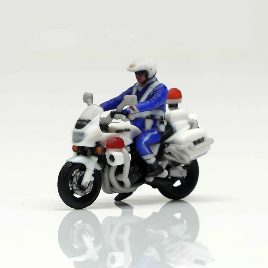 箱庭技研 figreal 1/64 白バイA 停車中(13) 隊員乗車セット