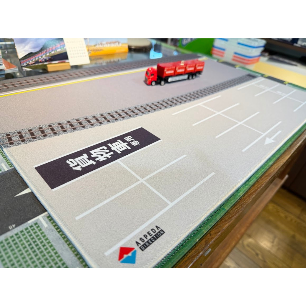 ※ちょっとだけ訳あり品　ASPEDAアスピーダ　ミニカージオラママット　貨物駅バックヤード　1/64サイズ