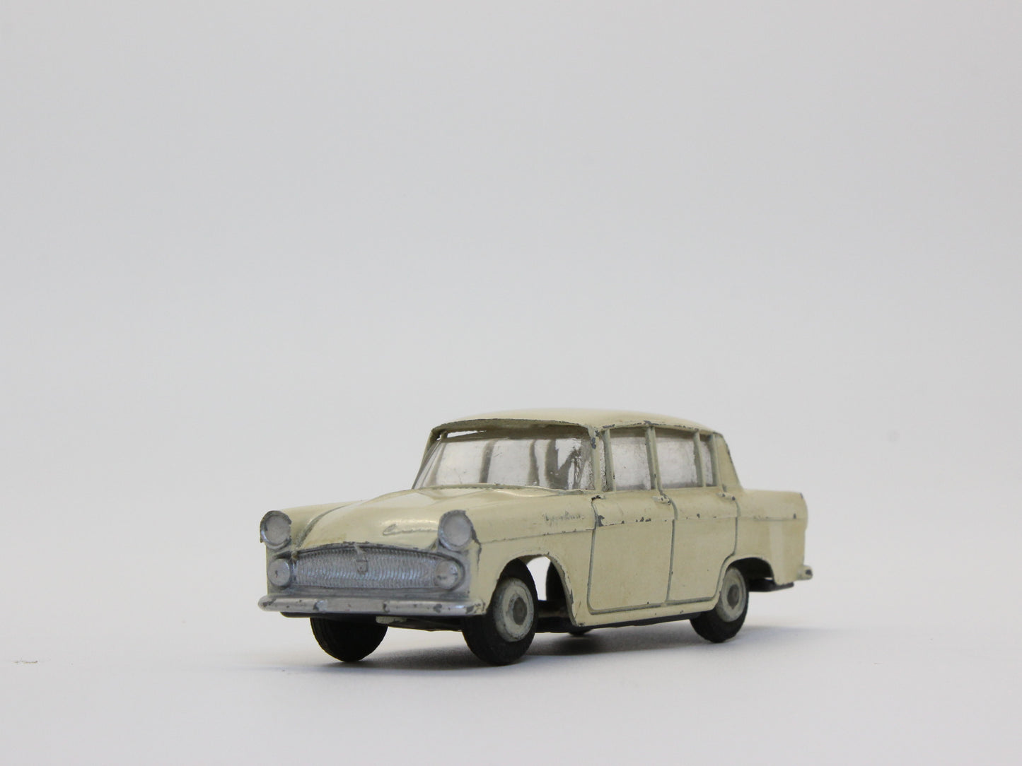 モデル ペット トヨタ パブリカ 1/42 日本製 / MODEL PET TOYOTA PUBLICA 1/42 MADE IN JAPAN