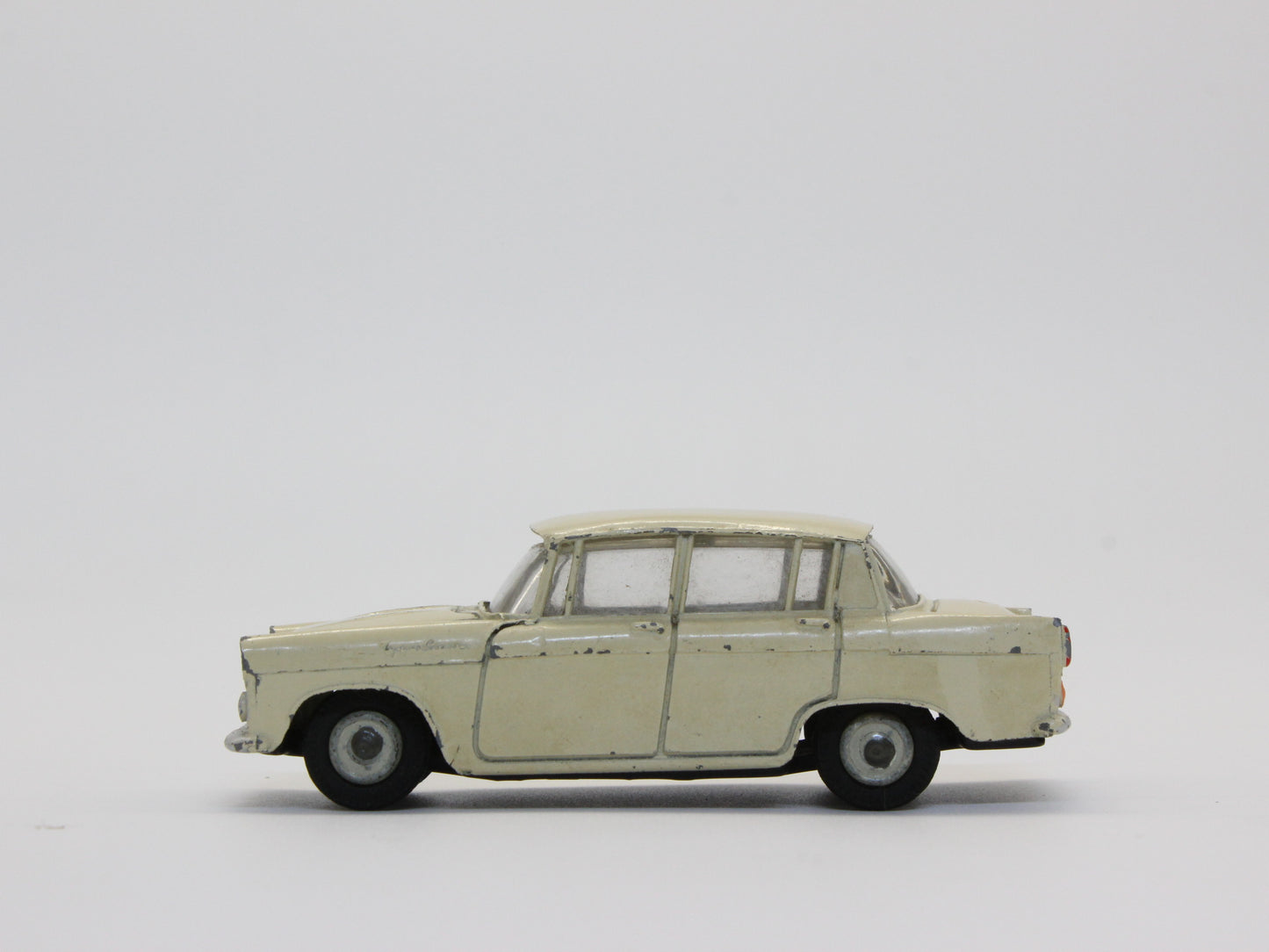 モデル ペット トヨタ パブリカ 1/42 日本製 / MODEL PET TOYOTA PUBLICA 1/42 MADE IN JAPAN