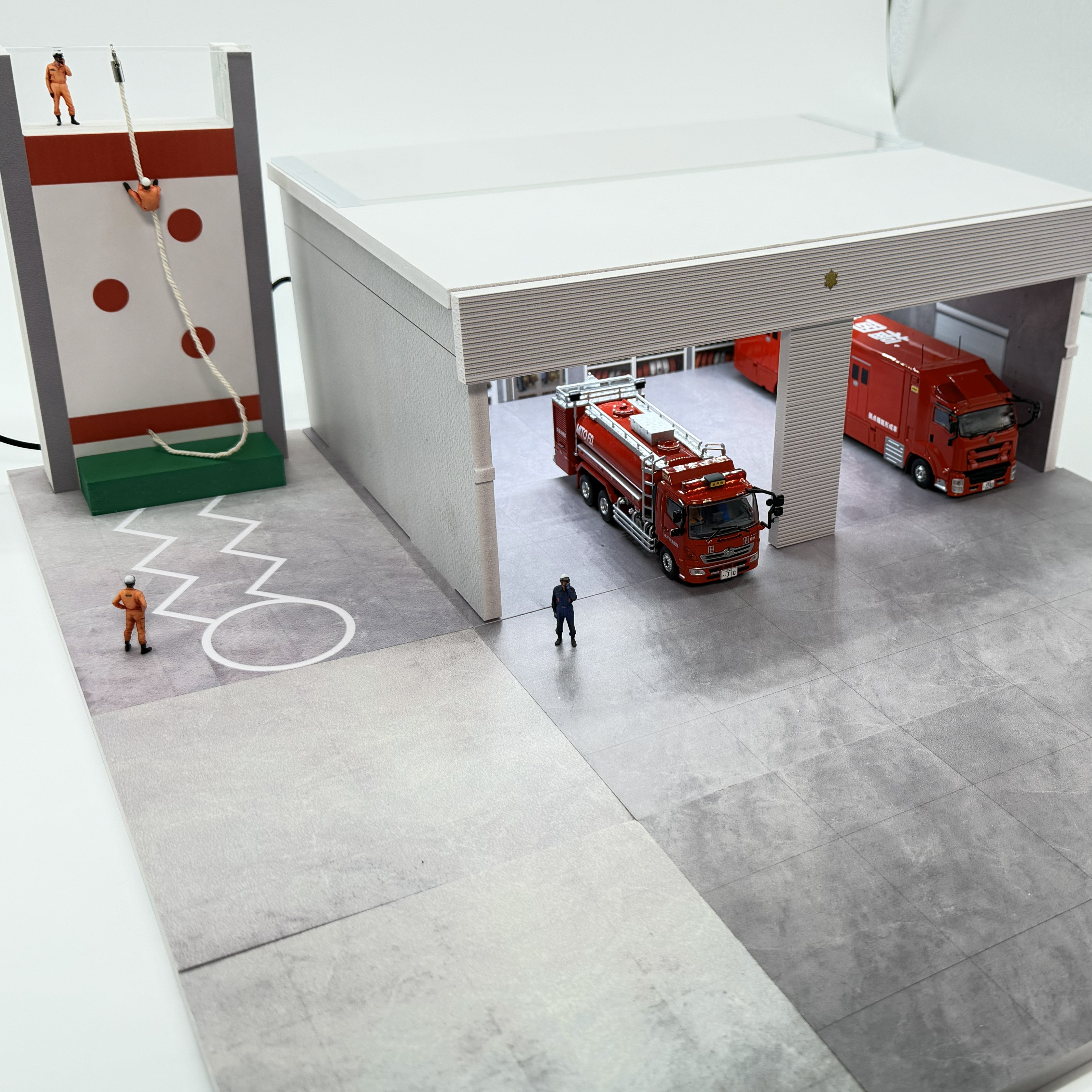 ご予約受付】 Fast Diorama 1/64 消防訓練塔 発売記念初回ロット3960円