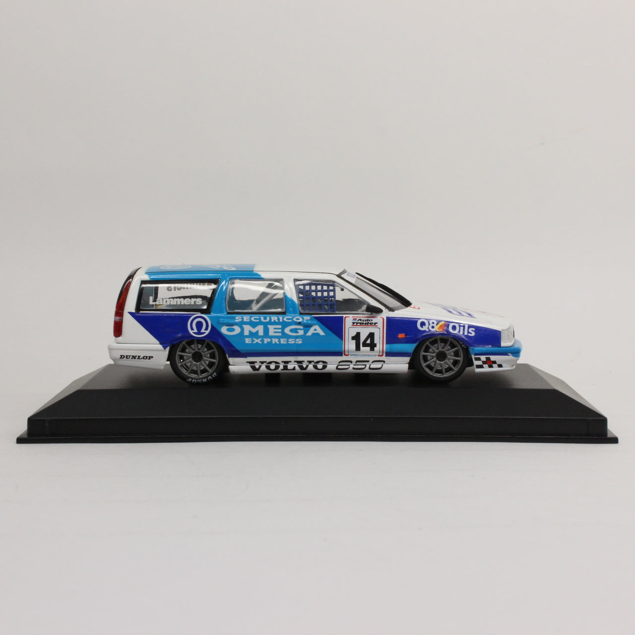 ミニチャンプスVolvo 850 BTCC仕様 ミニカー 1/43 ミニチャンプス 1/43 ボルボ 850 ブレイク BTCC 1994 ヤン・ラマース