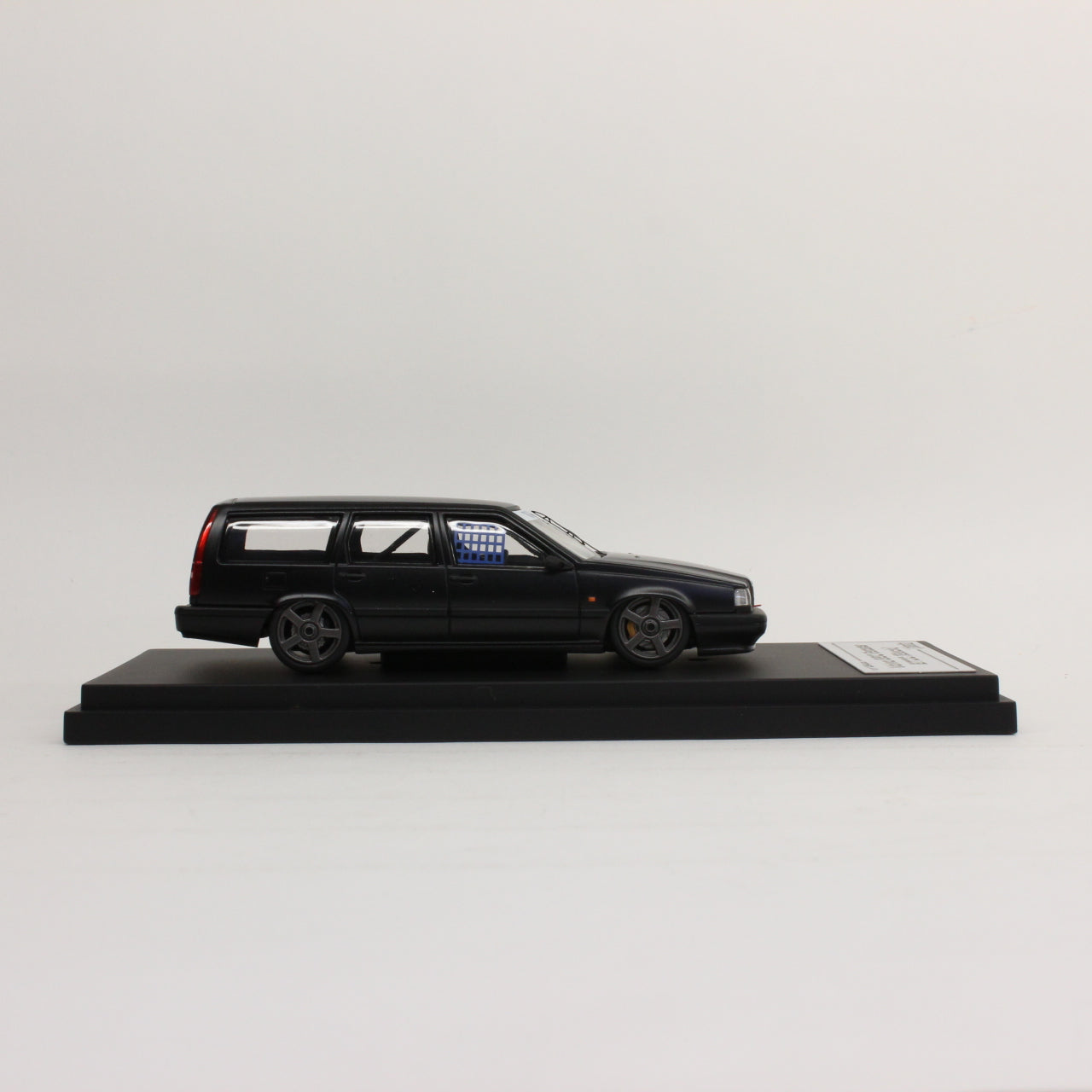 hpi racing 1:43 Volvo 850 Estate BTCC (Plain Color Model: Black)