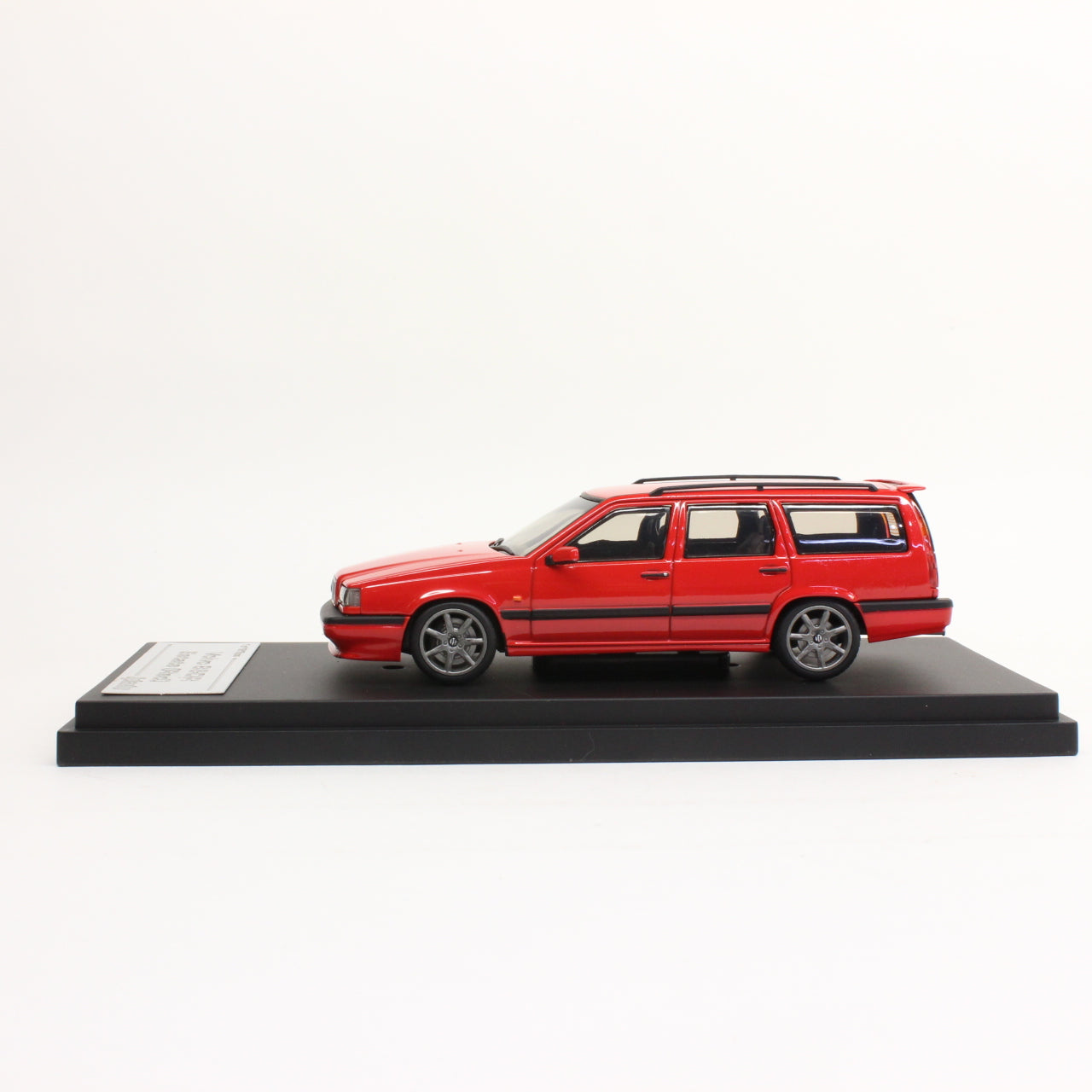 hpi racing 1:43 Volvo 850R Estate (Red)