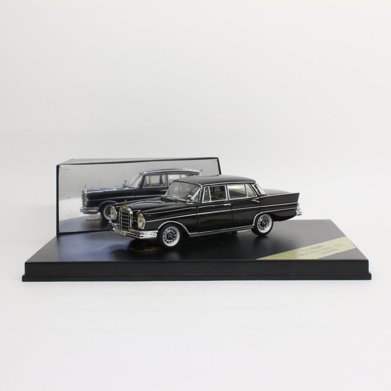 VITESSE 1/43 L149A メルセデス 300SE 1961(黒) / MERCEDES - 1961 "SCHWARZ"(Black)