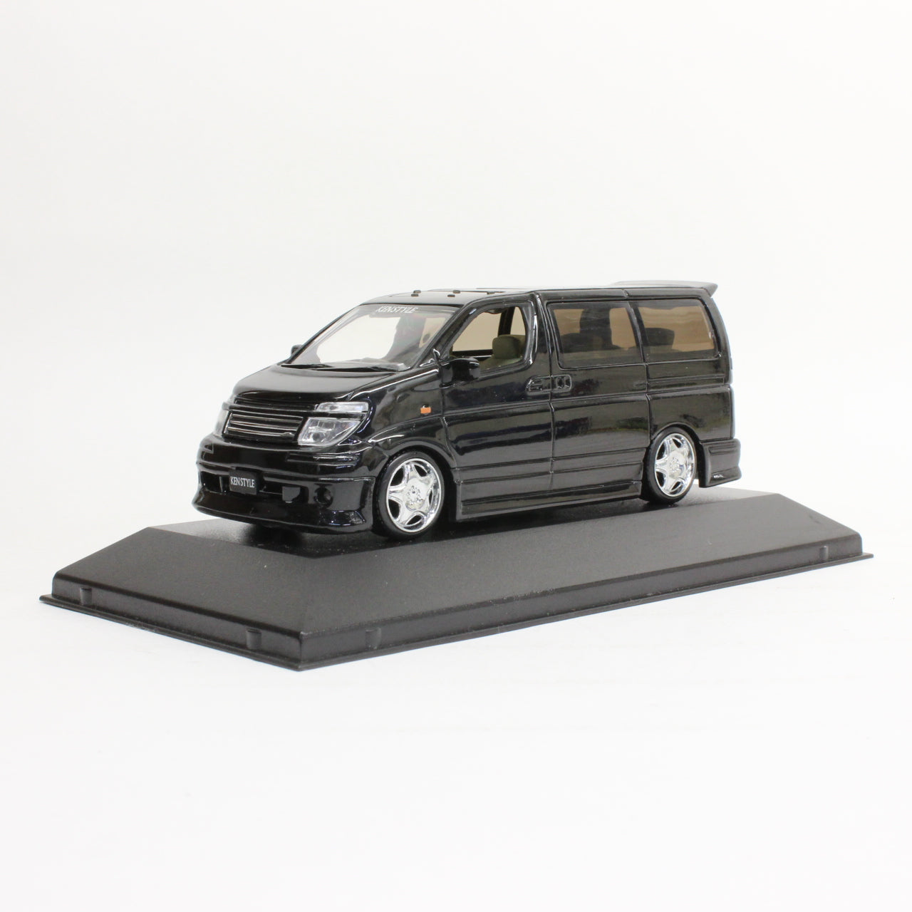 VIPcar 1/43 ケンスタイルNEWエルグラント(ブラック) / KENSTYLE NEW ELGRAND (Black)