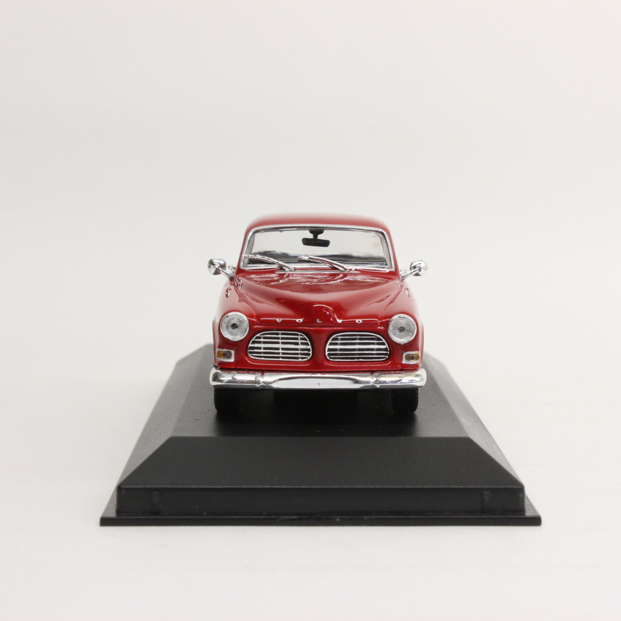 MINICHAMPS 1/43 Volvo 121 (Red) / ボルボ 121 (赤)