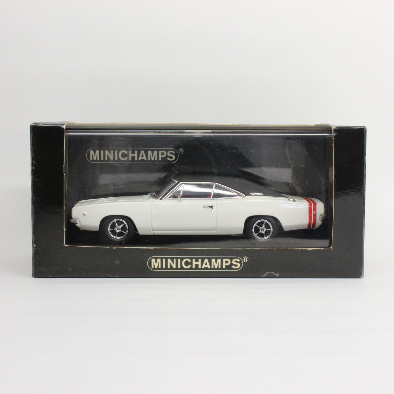 MINICHAMPS 1/43 Dodge Charger R/T Hardtop Coupe 1968 (White)