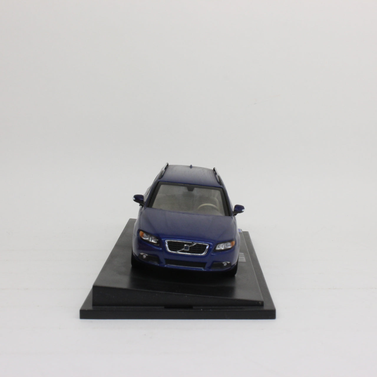 Motor Art / HI TECH LINE 1/43 Volvo V70 VOR