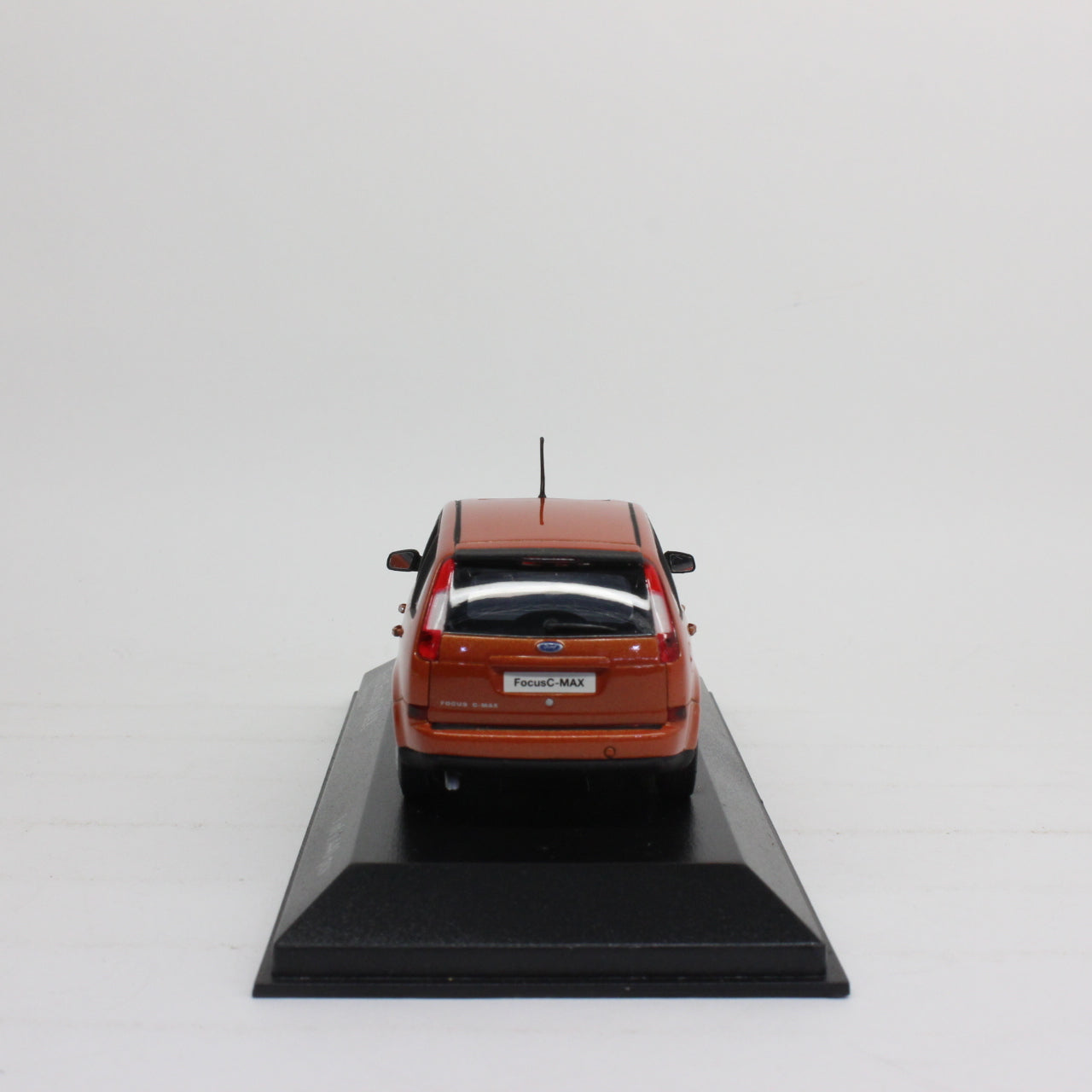 MINICHAMPS 1/43 Ford Focus C-MAX 2003 (Orange metallic)