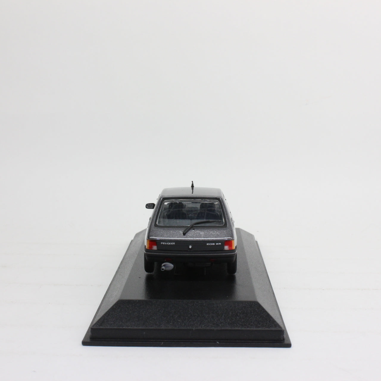 MINICHAMPS 1/43 Peugeot 205 XR 1990 (Grey metallic)