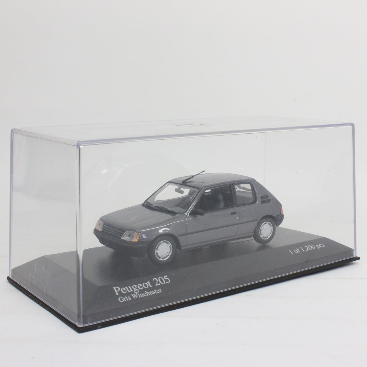 MINICHAMPS 1/43 Peugeot 205 XR 1990 (Grey metallic)