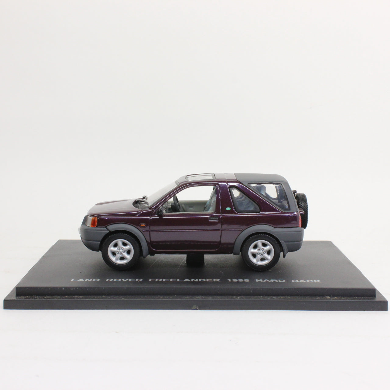 Eagle's Race 1:42 Land Rover freelander 1998 hard back