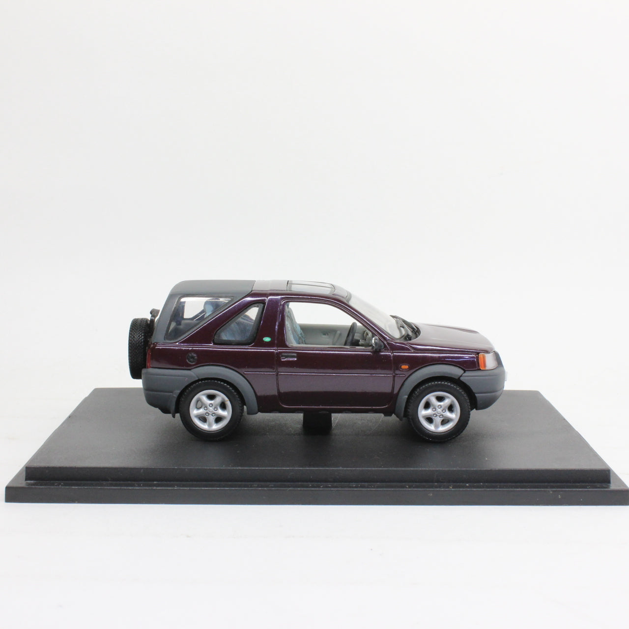 Eagle's Race 1:42 Land Rover freelander 1998 hard back