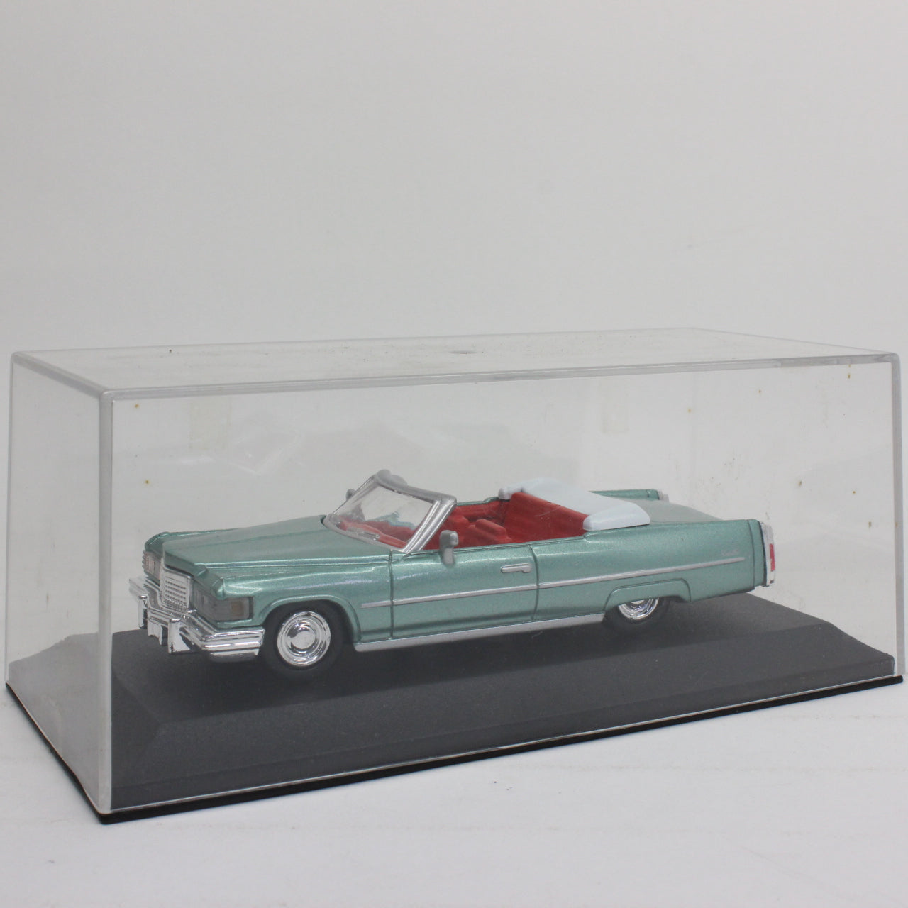 New-Ray Toys City Cruiser Collection 1/43 Cadillac 1976 Coupe De Ville