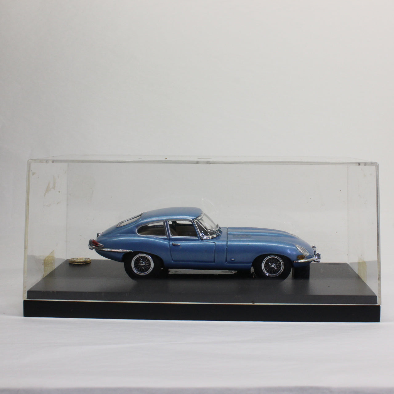 Kyosho / Museum Collection 1/43 Jaguar E-type Coupe Blue