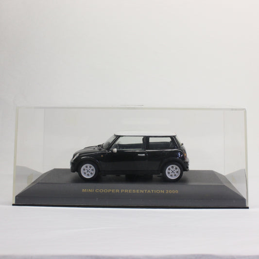 ixo 1/43 Mini Cooper Presentation 2000 Black