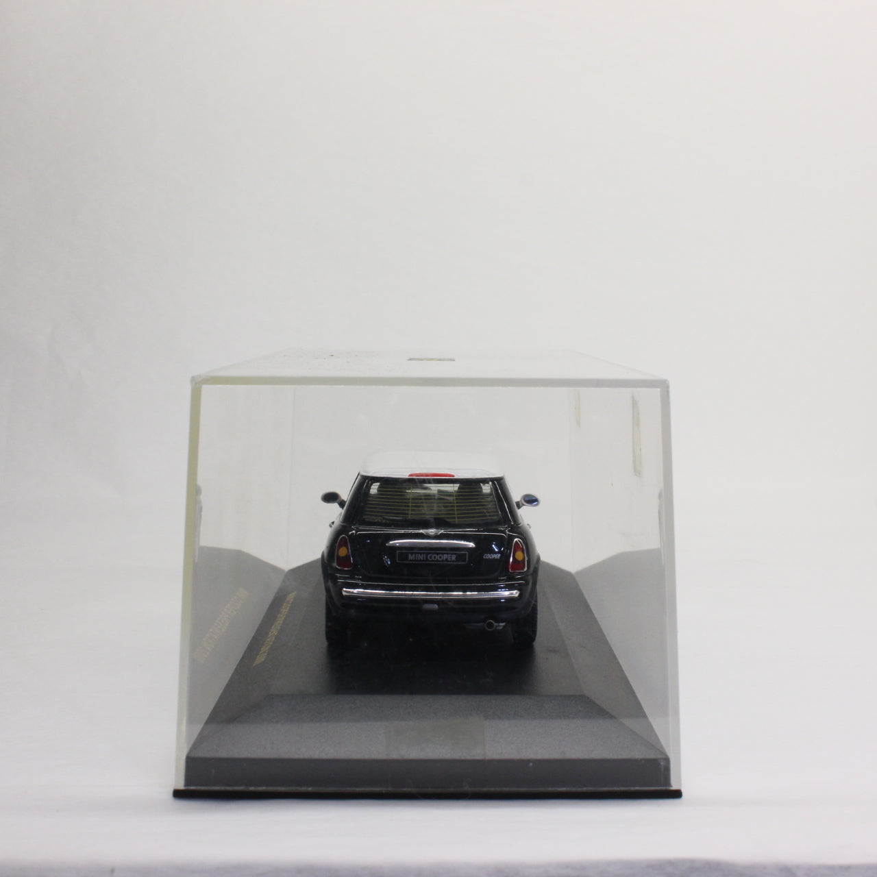 ixo 1/43 Mini Cooper Presentation 2000 Black
