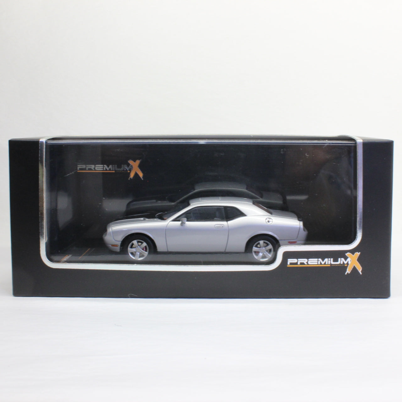プレミアムX 1/43 ダッヂチャレンジャー SRT8 2009 シルバー Premium X 1/43 Dodge Challenger SRT8 2009 Silver