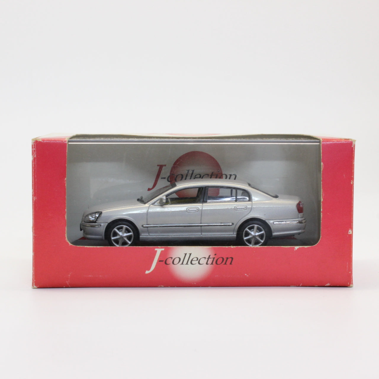 京商 / Jコレクション 1/43 日産 シーマ 450XV シャンパンシルバー / Kyosho / J Collection 1/43 Nissan CIMA 450XV champagne silver
