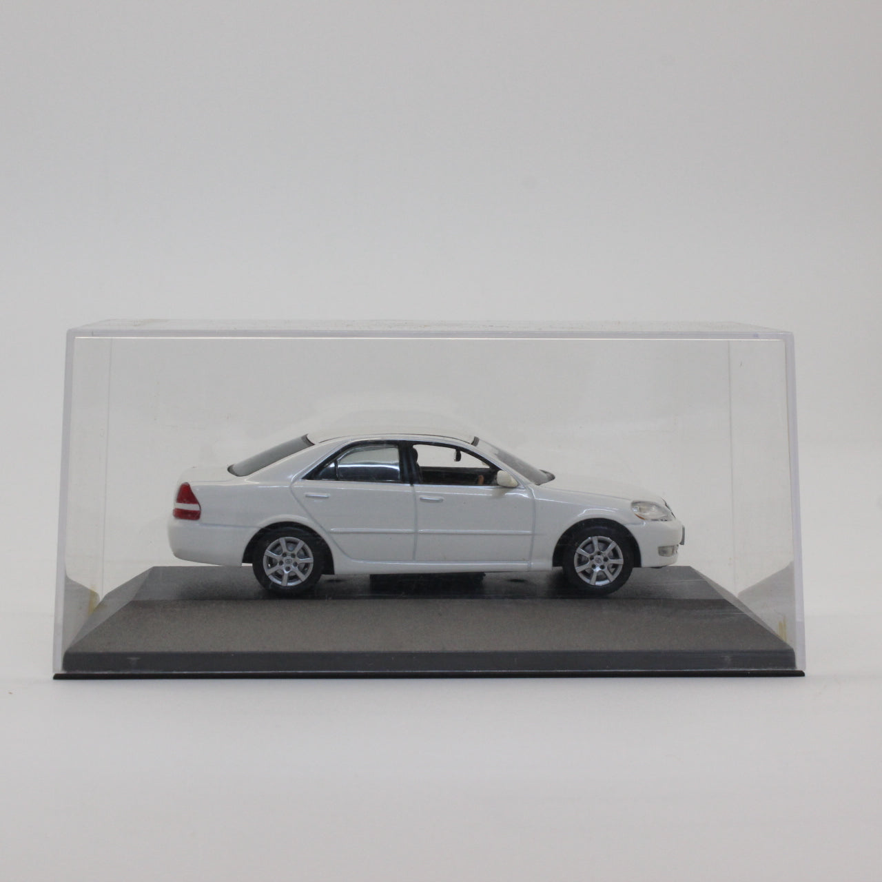 京商 / Jコレクション 1/43 トヨタ マークⅡ 2.5 グランデ G ホワイト / Kyosho / J Collection 1/43 Toyota Mark Ⅱ 2.5 Grande G white