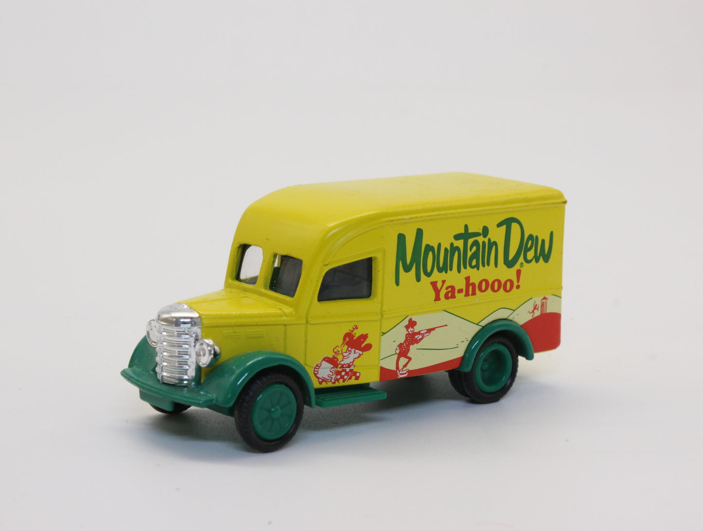 Golden Wheel マウンテンデュー トラック