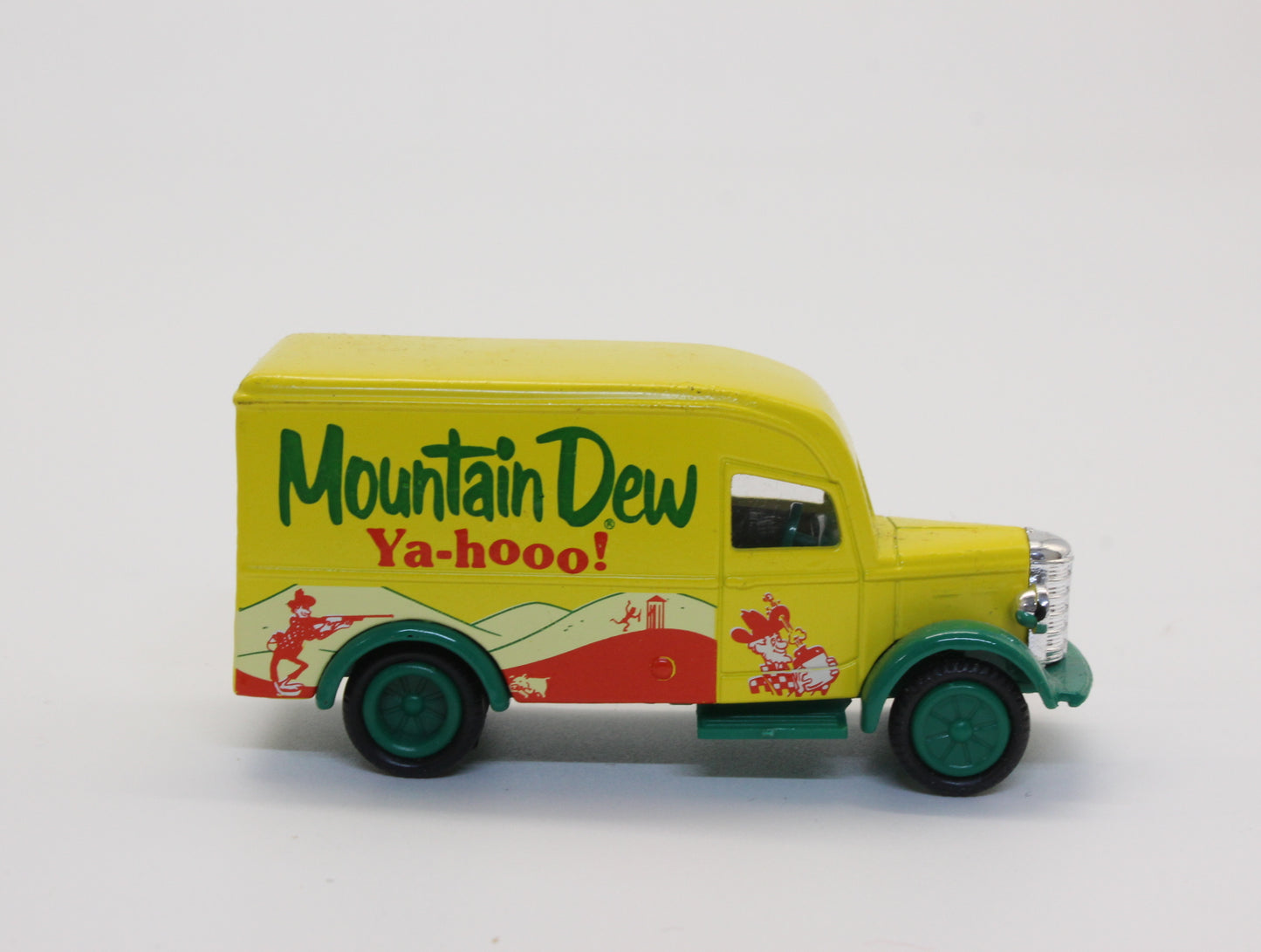 Golden Wheel マウンテンデュー トラック