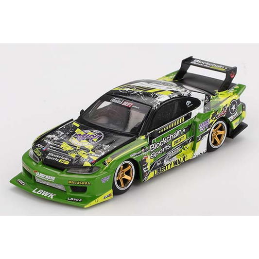 再入荷 MINI GT 1/64 Nissan シルビア(S15) LB-Super Silhouette #555 V2 2024 Formula Drift Japan(右ハンドル)
