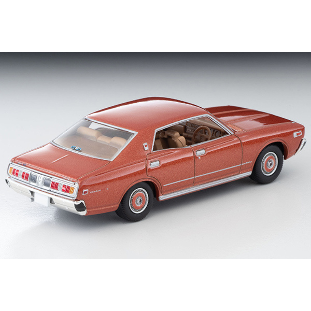 トミカリミテッドヴィンテージネオ セドリック 2000GL 深リム カスタム