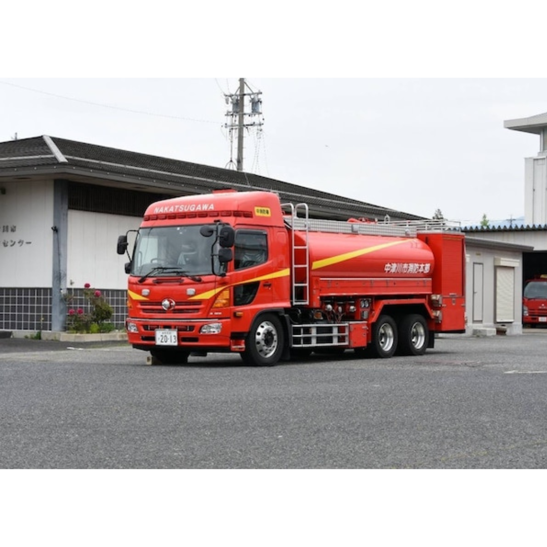 ACTCAR 1/64スケール 岐阜県中津川市消防本部 大型水槽車（ハイルーフ） 隊員フィギュア付 限定生産品250台